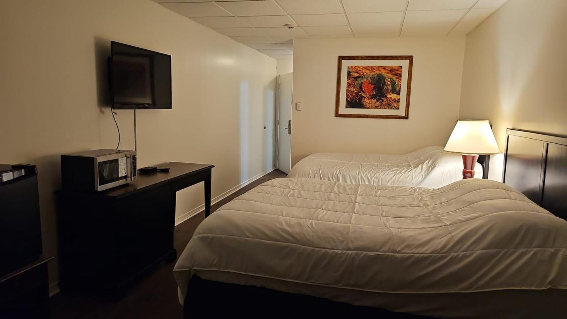 The Brunswick Hotel Complex Parry Sound Buitenkant foto